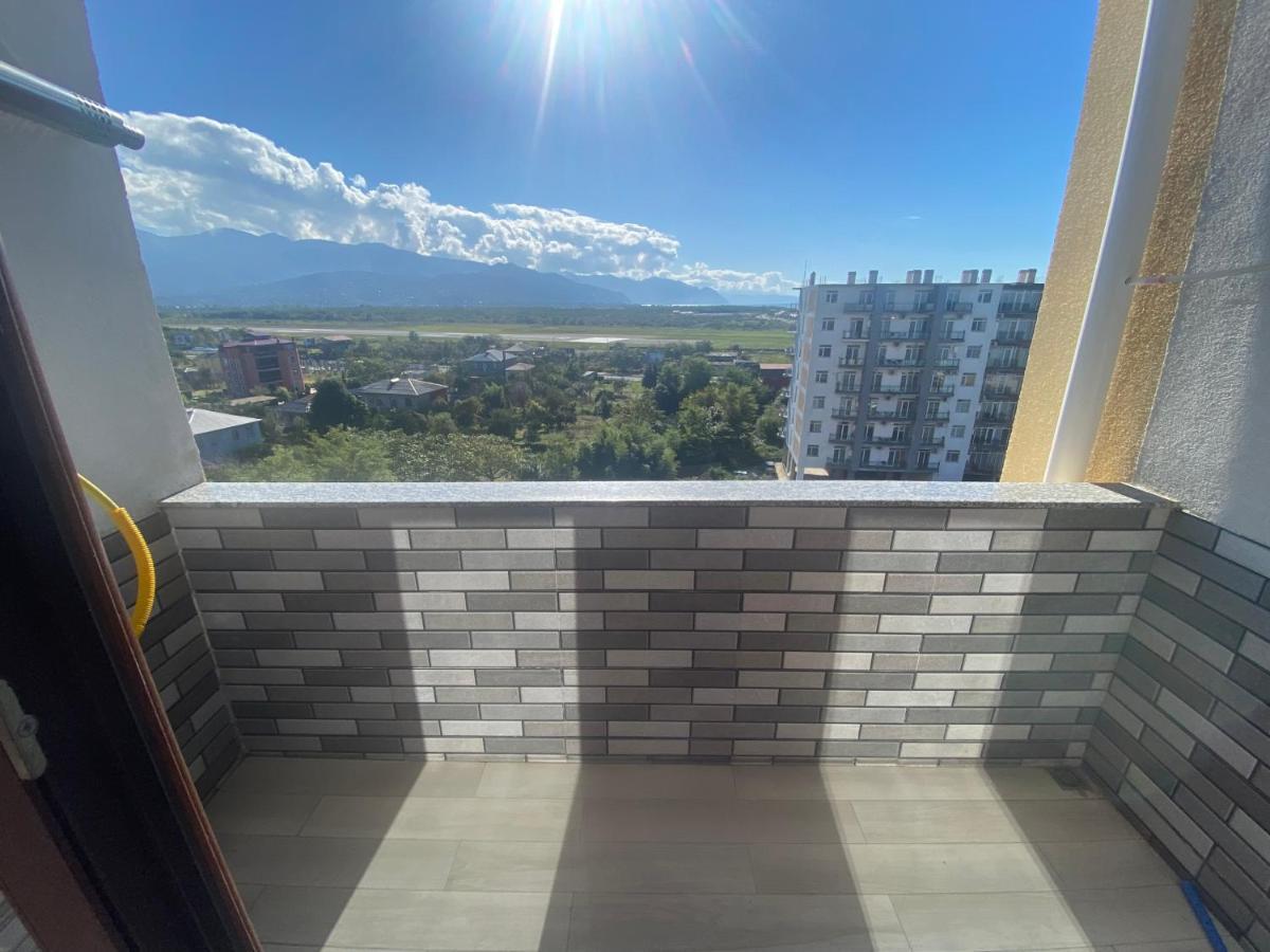 Jasmine Apartment In New Bulvar Batumi Exterior photo